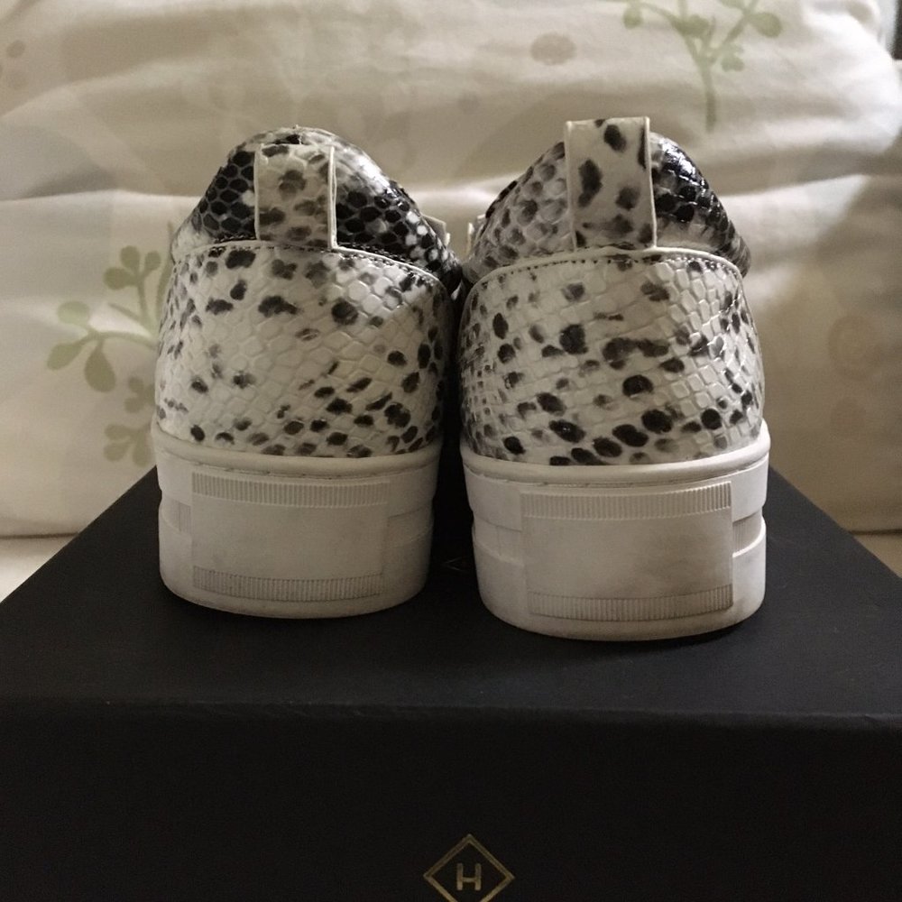 Halogen Blakely Platform Slip-on Sneaker Python Embossed - 7.5 - Picture 5 of 5